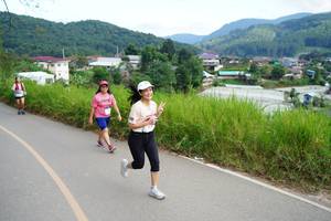 BIB: 
                            <button type="button" onclick="openModal(18879003)" class="btn btn-primary btn-sm float-right btn-popup" data-toggle="modal" data-target=".modal-high-quality">
                        <i class="fas fa-shopping-cart"></i> Add to Cart
                    </button>
                                            <button type="button" onclick="isThisMe(18879003, true)" class="btn btn-success btn-sm float-right btn-popup btn-isme hidden" data-toggle="tooltip" data-placement="bottom" title="นี่คือรูปของคุณใช่ไหม คลิกที่นี่เพื่อเอาเข้าอัลบั้ม">
                        <i class="fas fa-plus"></i> Add to album
                    </button>
                    <button type="button" onclick="isThisMe(18879003, false)" class="btn btn-warning btn-sm float-right btn-popup btn-isnotme hidden">
                        <i class="fas fa-ban"></i> Remove from album
                    </button>